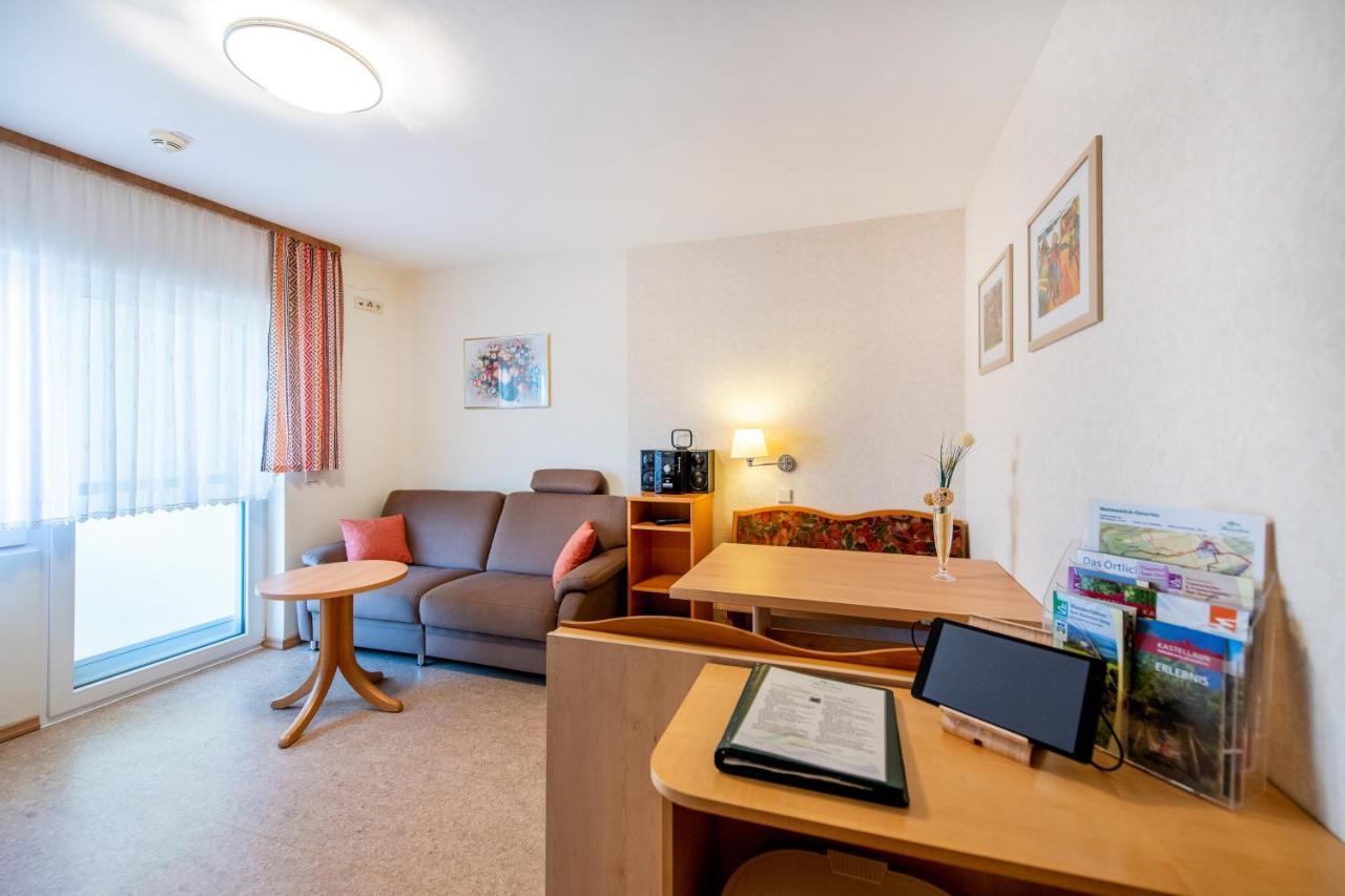 Waldesblick, Hotel-Restaurant Lahr  الغرفة الصورة